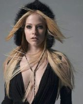 Nahá Avril Lavigne. Fotka - 40